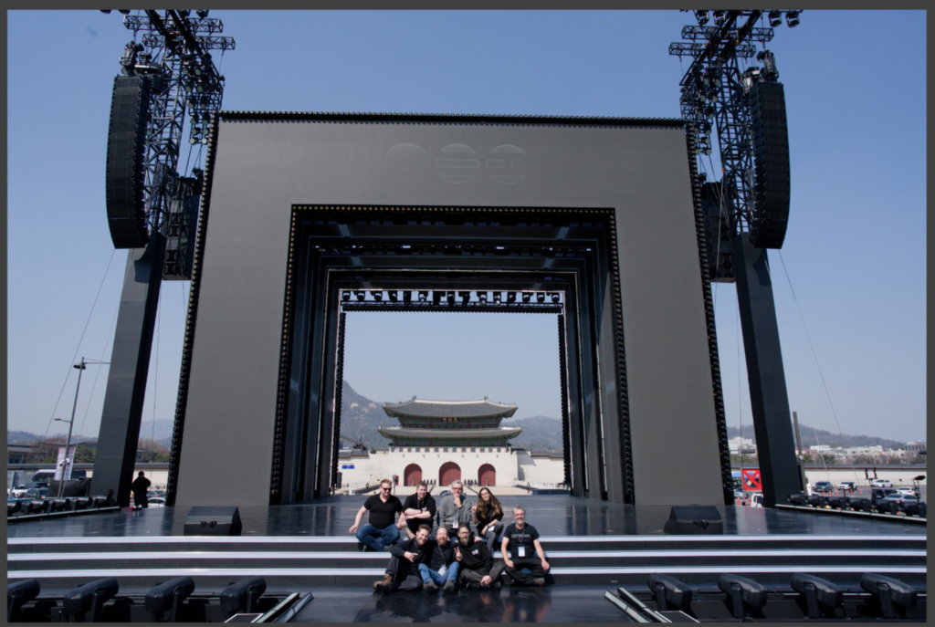 BTS Seoul screens team